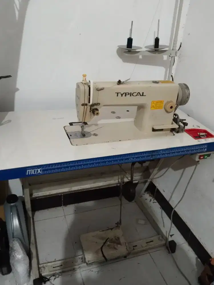 Mesin jahit  berfungsi baik