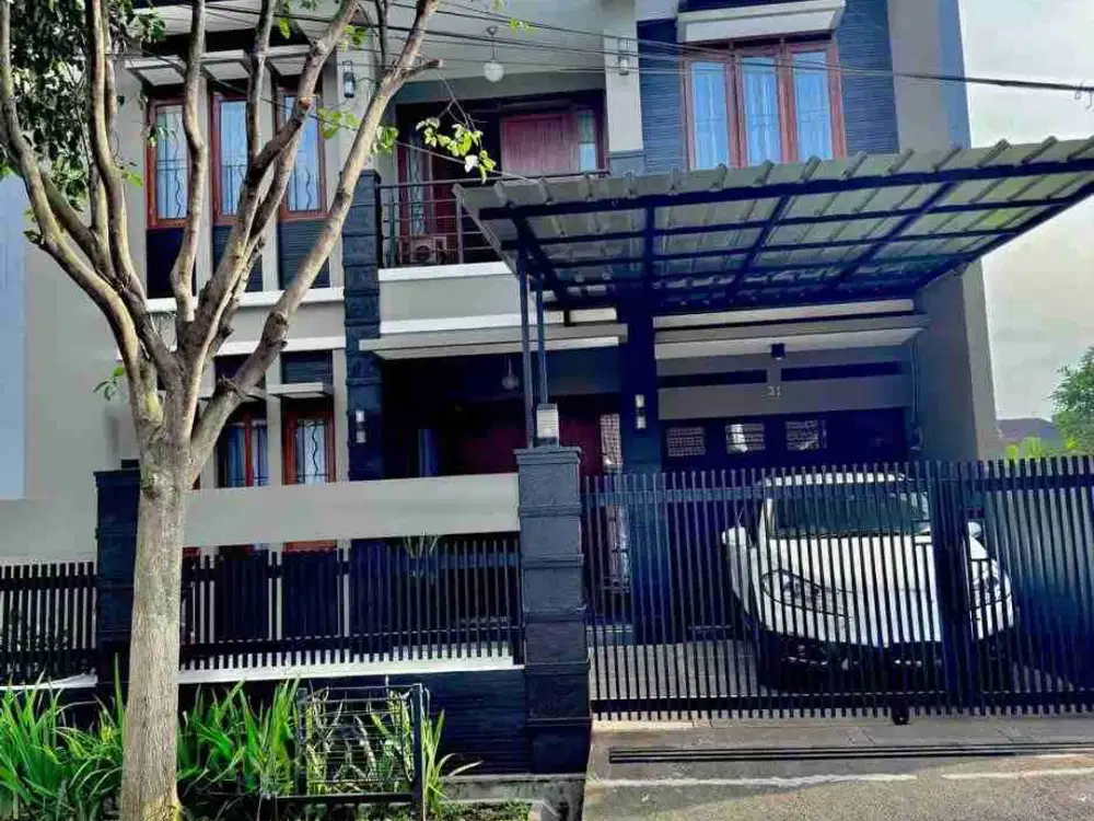 Rumah Modern 2 Lantai Dalam Cluster Elite Batununggal