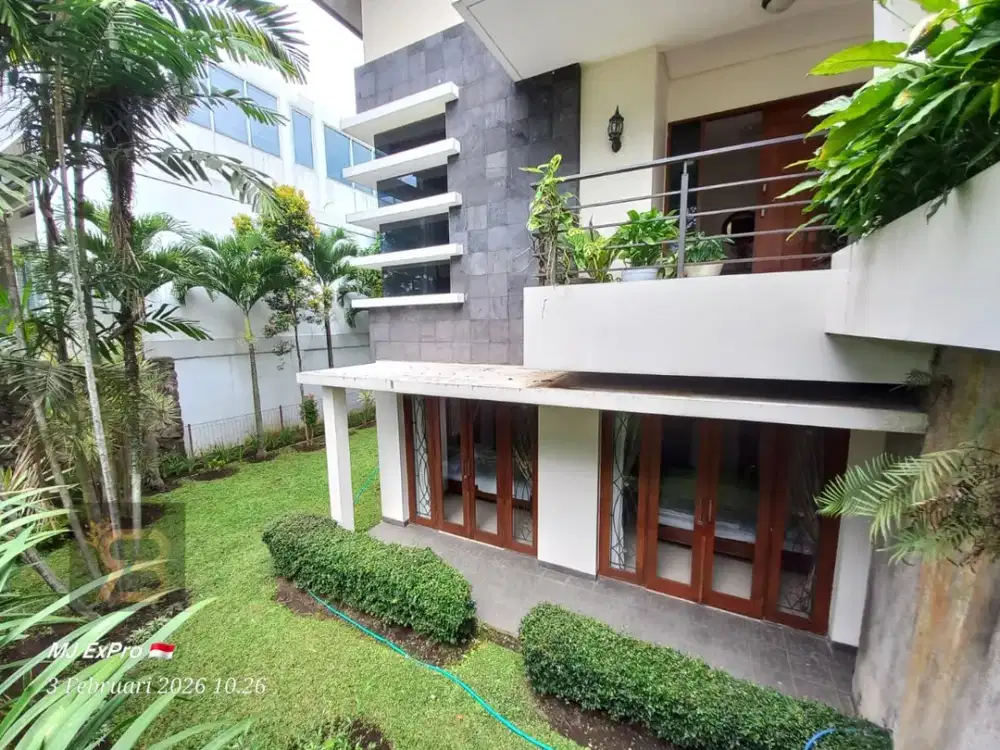 DIJUAL RUMAH VILLA DI RESOR DAGO PAKAR BANDUNG dekat Binus Hotel Indigo & Intercontinental