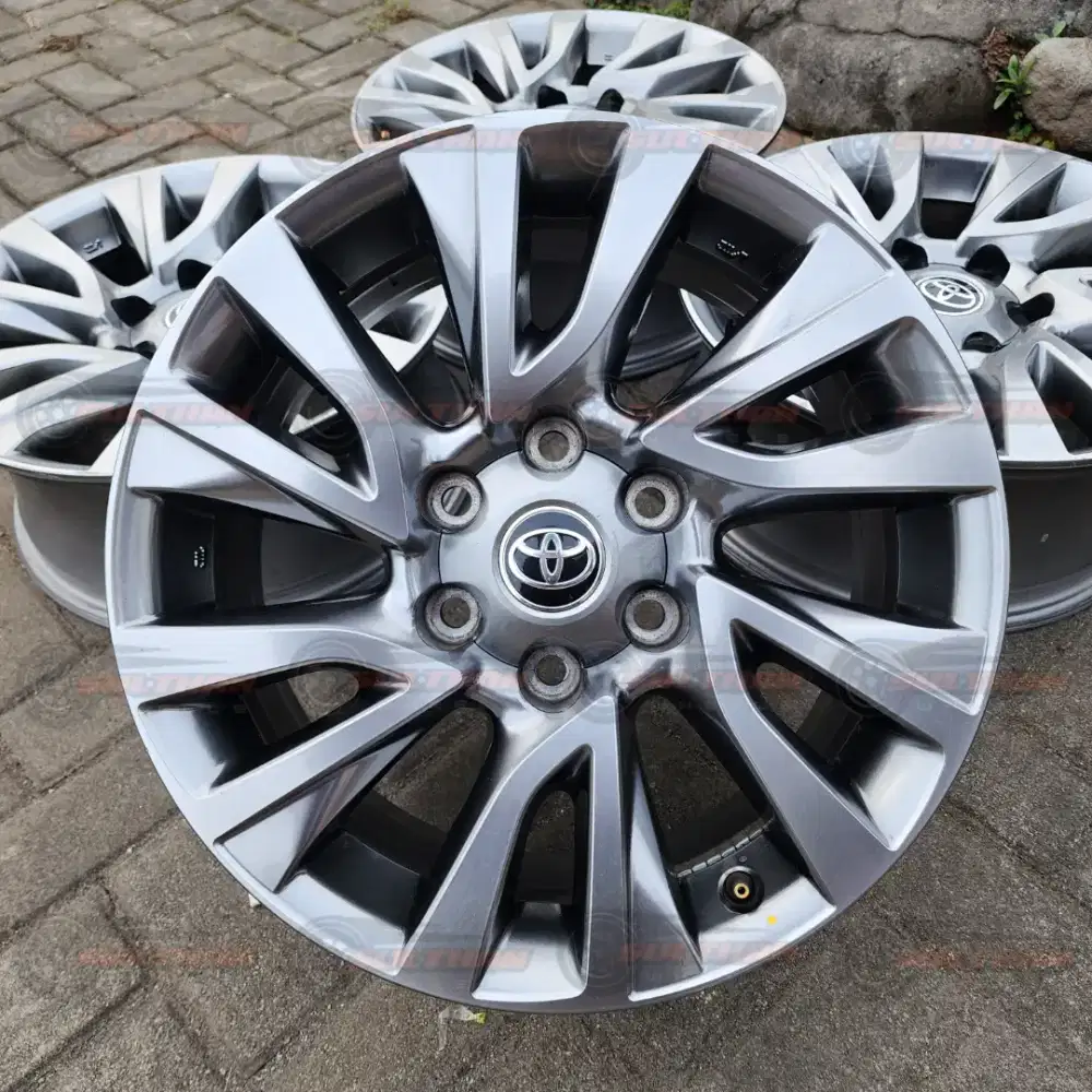 Velg R18 Original Toyota Fortuner VRZ Tetadrive