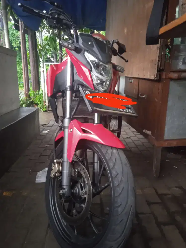 Dijual motor honda CB 150 R