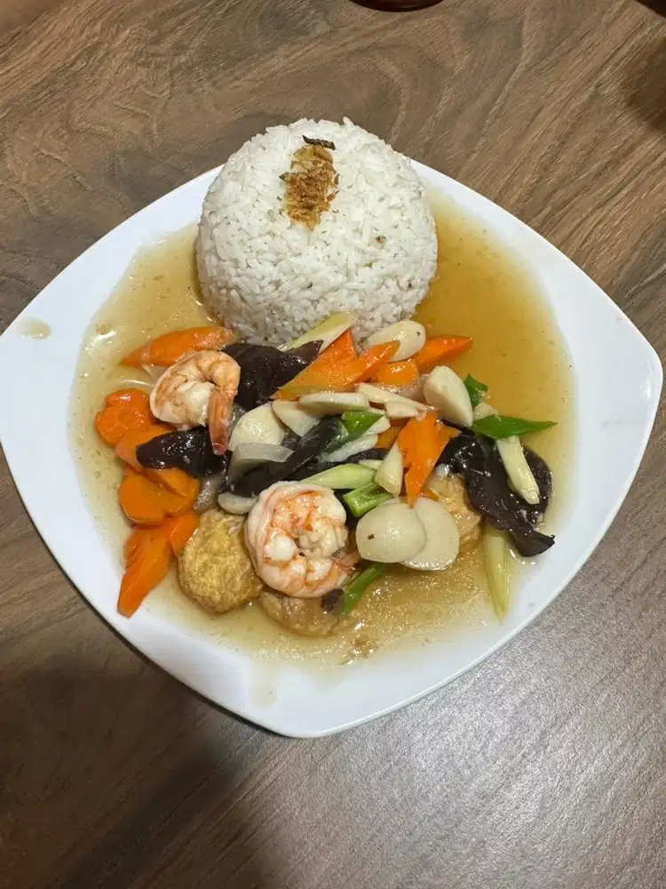 Di cari helper/tukang potong segera khusus laki2 berpengalaman