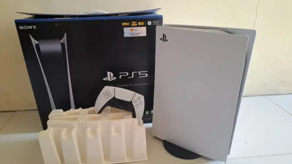 PS5 Bekas + Game Fifa FC26