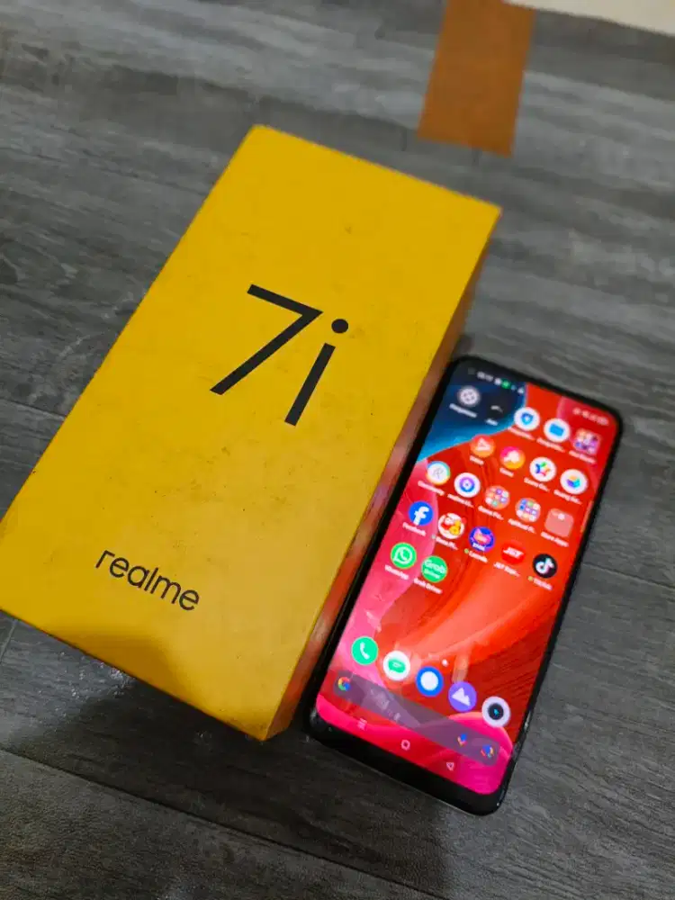 Dijual REALME 7i