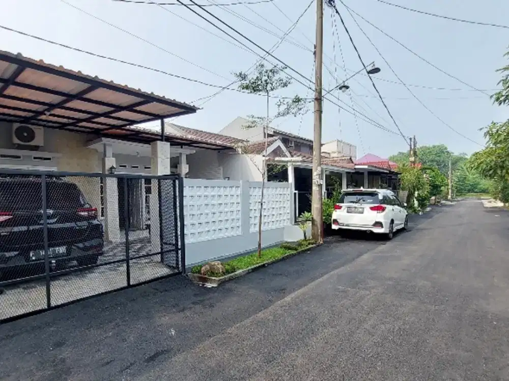 Banting Harga  Rumah di ciomas perma, sudh di lengkapi Angkutan umum ke arah stasiun bogor
