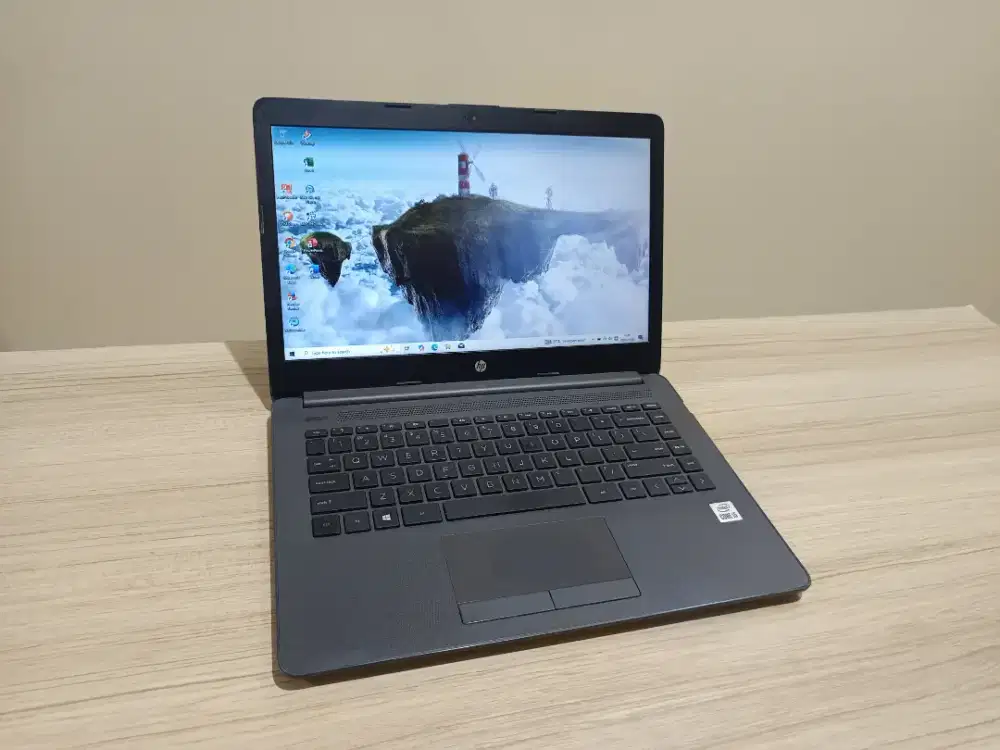 HP intel core i5-1035G1U dg ssd 512GB,ram 8gb,murah,normal bergaransi