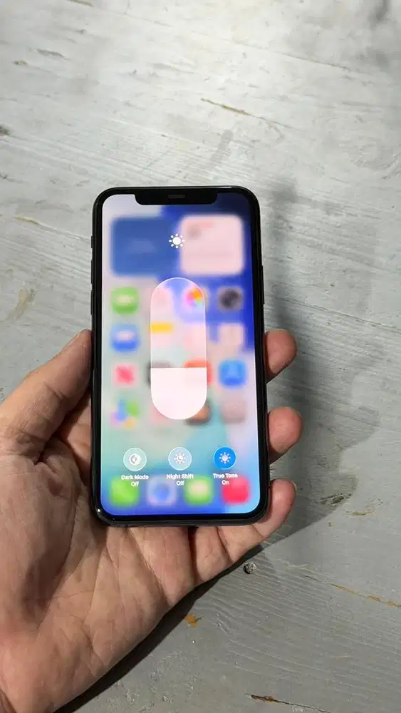 Iphone 11 Pro 64GB Grey Terdaftar Hp charger