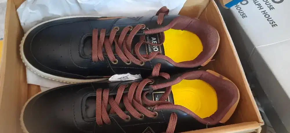 Sepatu laki merk aerostreet