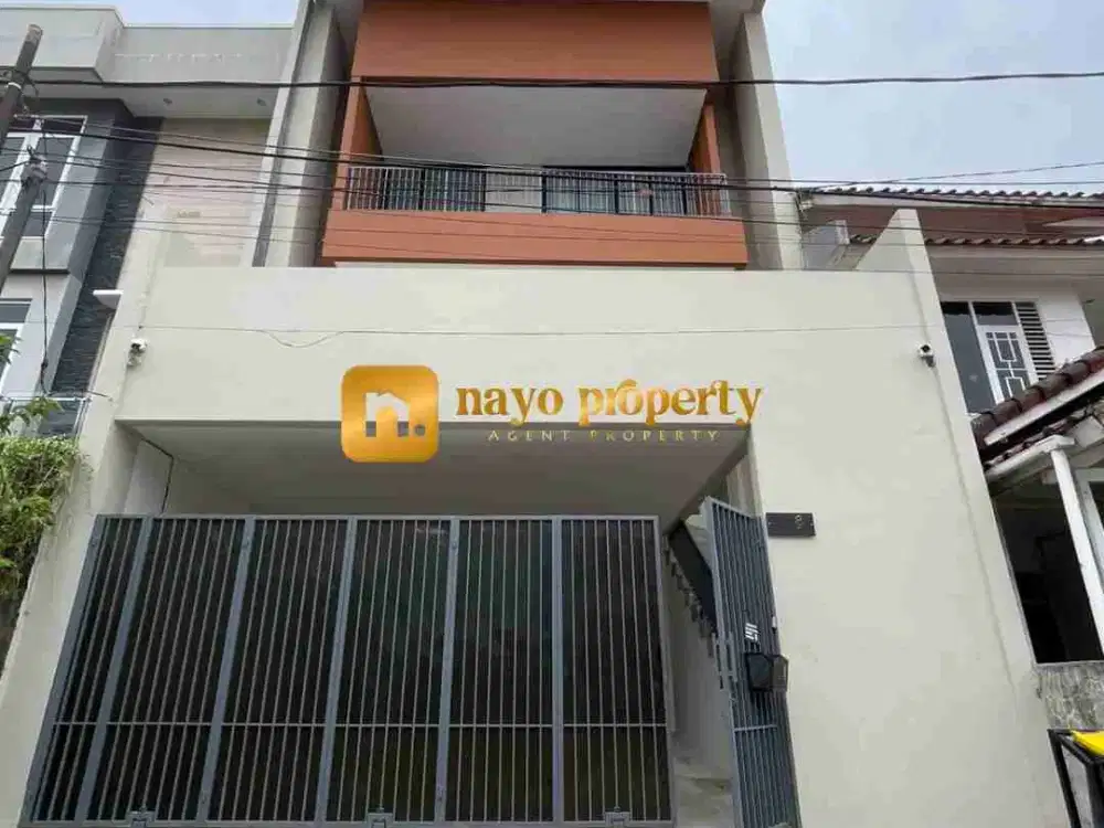 Rumah Baru Mewah 4 Lantai Dalam Komplek Strategis di Pulomas Kayu Putih Jakarta Timur