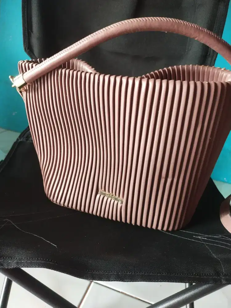 Jual tas preloved punya pribadi
