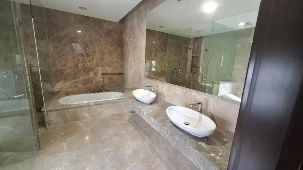Dijual cepat rumah Mozart Signature type Hazel , Golf Island PIK