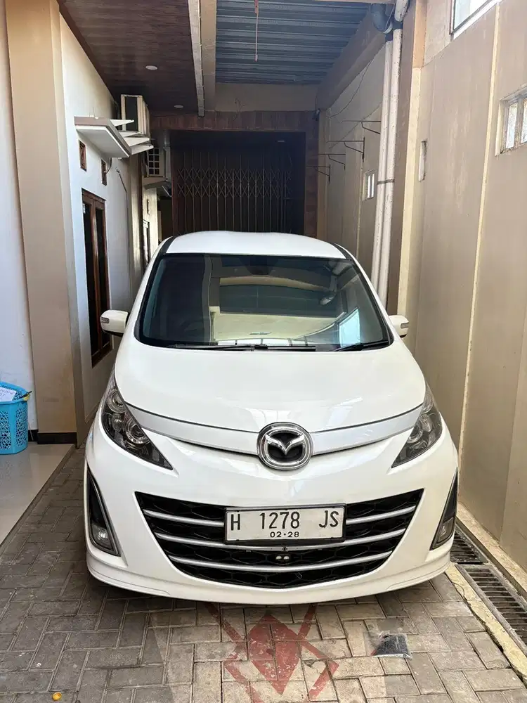 Mazda Biante 2012 Bensin