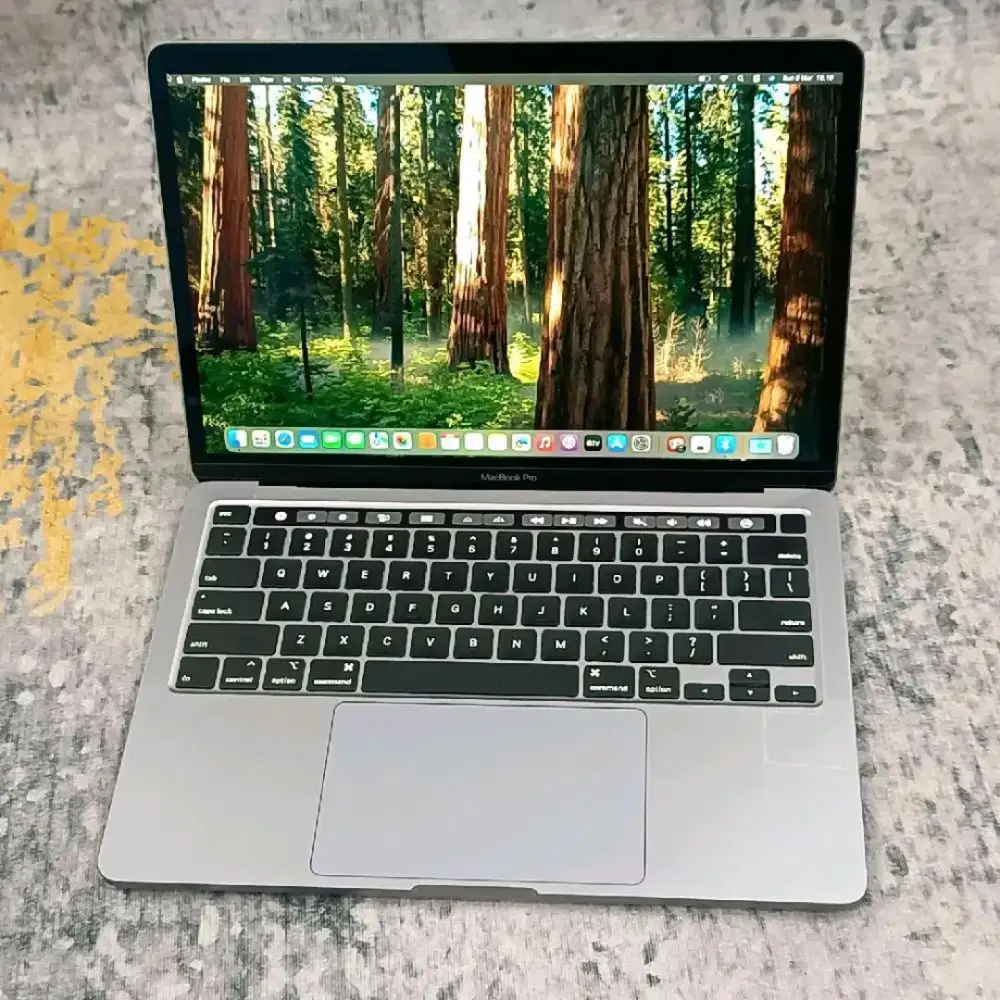 MacBook Pro TouchBar 13 2020 Core i5 16GB 512GB Gray Like New