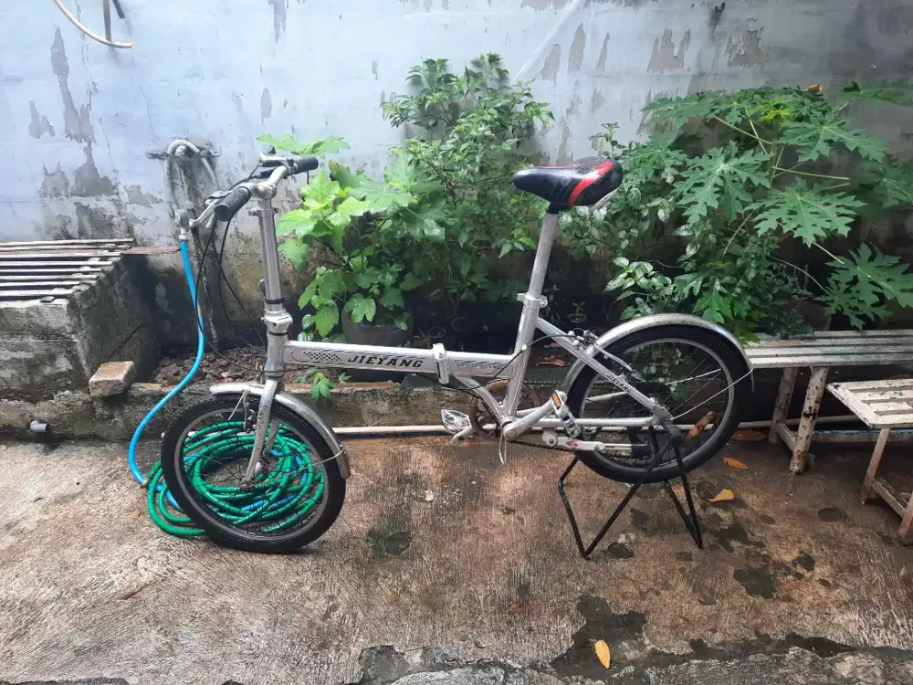 Sepeda lipat frame alloy ring20