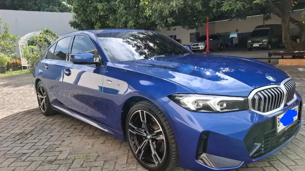 BMW 320i CKD A7 At
