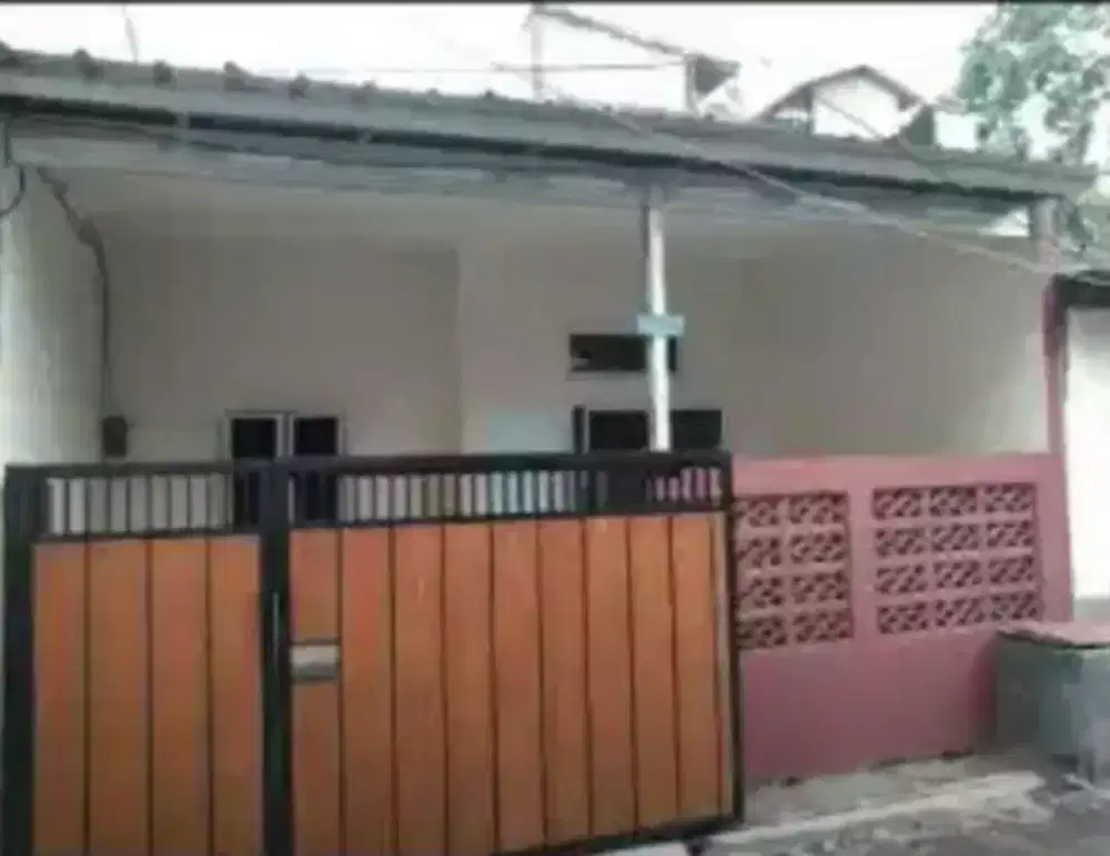 Dikontrakkan 1 rumah luas 60 M2 dekat Pemda Cibinong