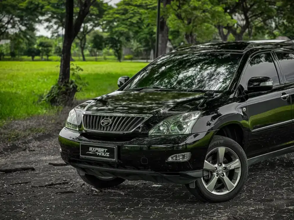 TOYOTA HARRIER 2.4L PREM 2011  NIK 2010
