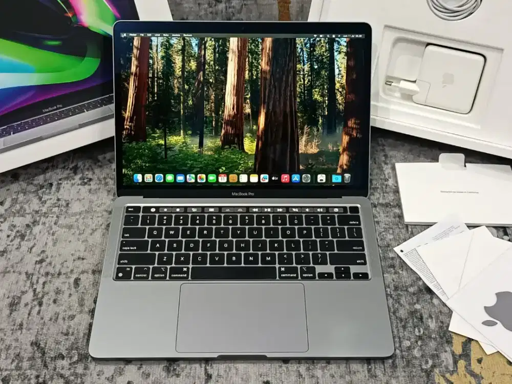 MacBook Pro M1 2020 13 TouchBar 16GB 512GB Gray iBox Fulset Like New