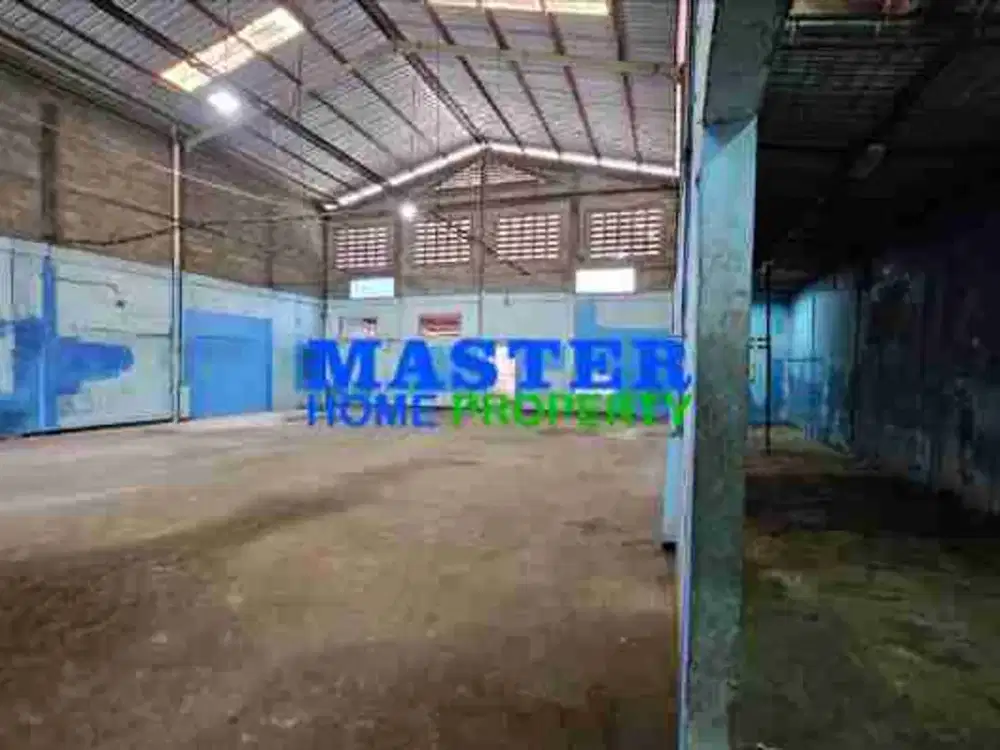 Dijual Eks Pabrik Akses Kontainer 40 Feet