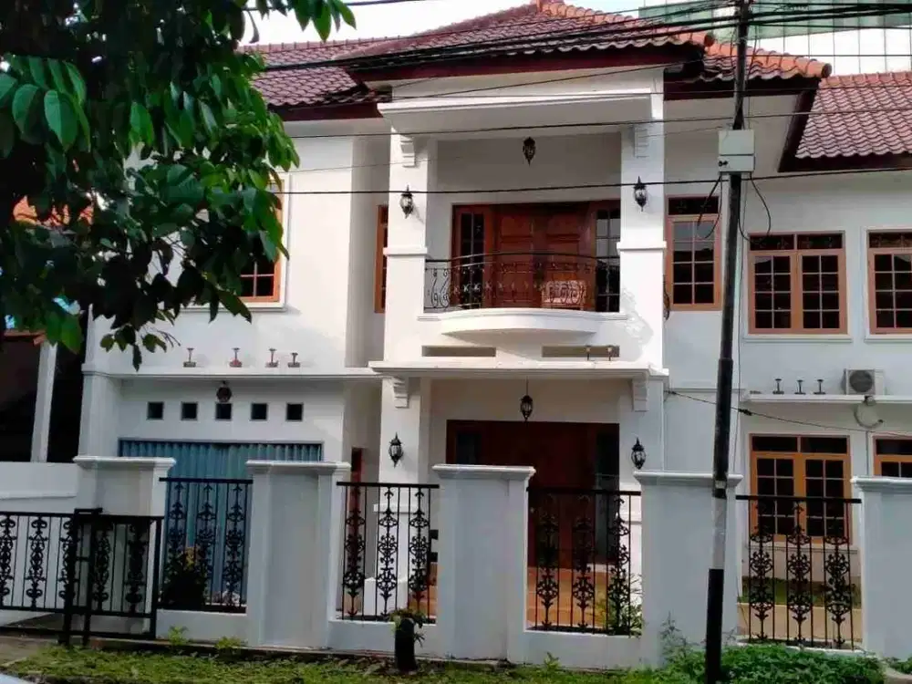Dijual Rumah Bagus Siap Huni Lingkungan Aman Dan Nyaman Dalam Komplek Di Kalibata Jakarta Selatan