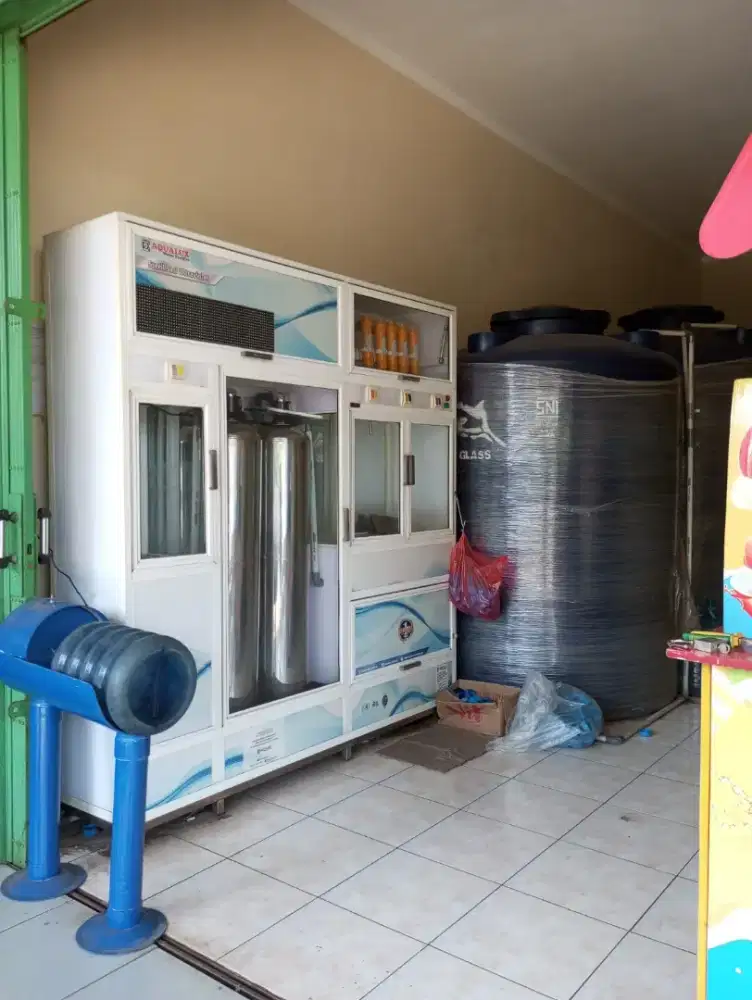Mesin Air Isi Ulang