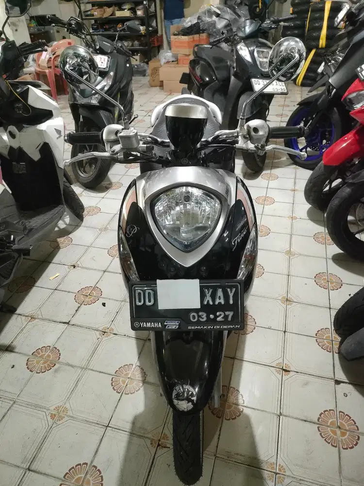 Yamaha fino premium 2022 hitam