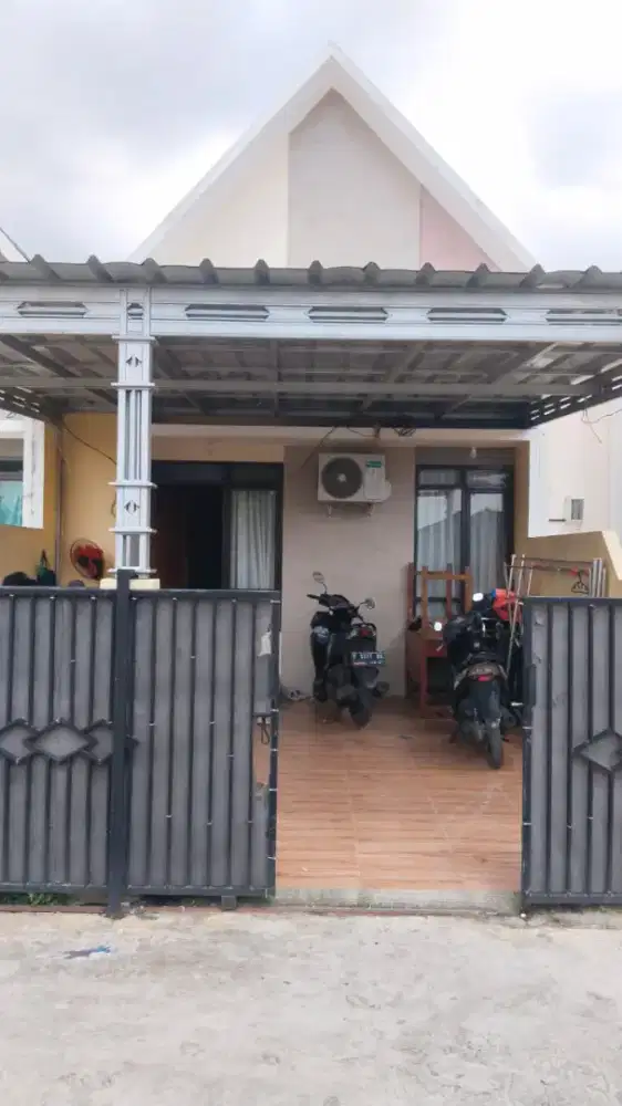 Over Rumah Bagus Dekat Stasiun Cilebut