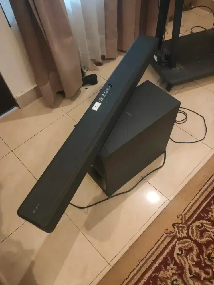 SONY SOUNDBAR HT-G700