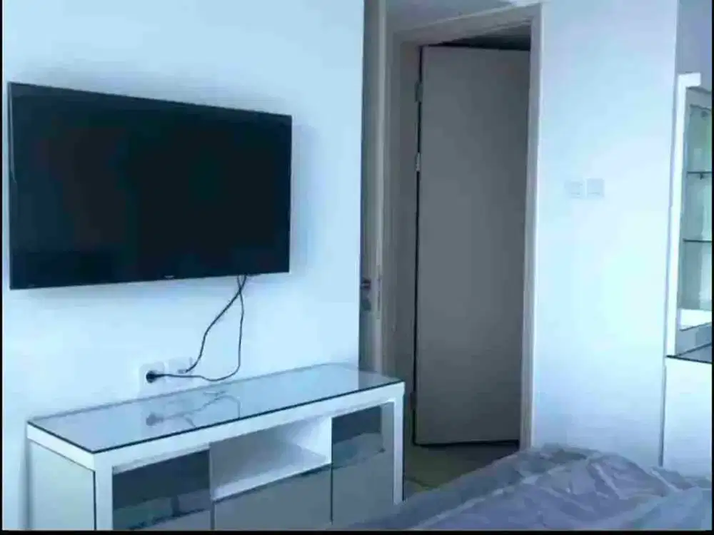 Apt La Riz Mansion 3 BR Pakuwon Mall