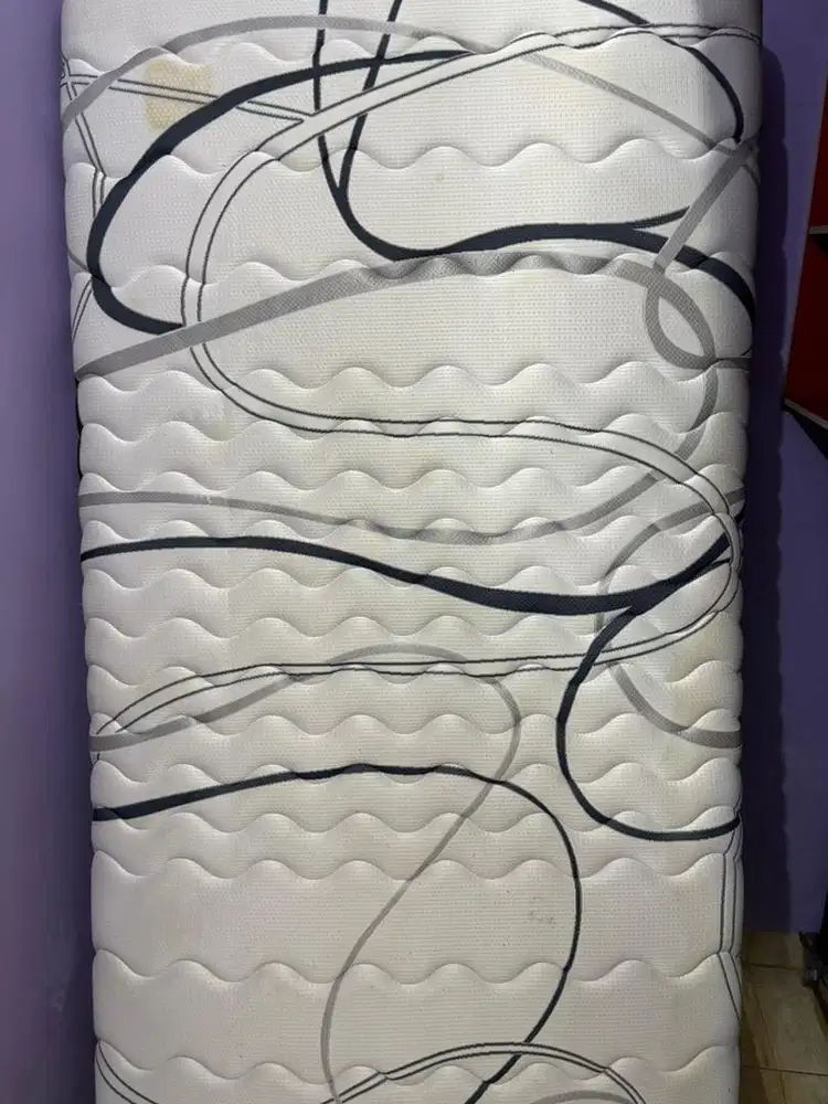 Kasur ukuran 180cm x 100cm