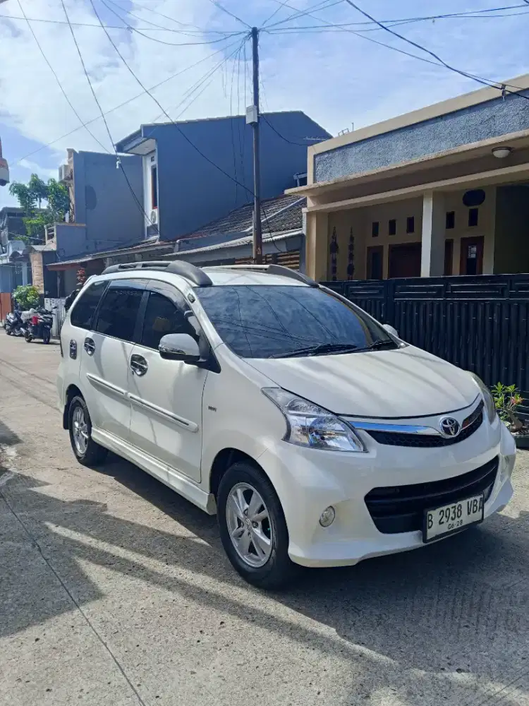 Toyota Avanza Veloz 2013 matic