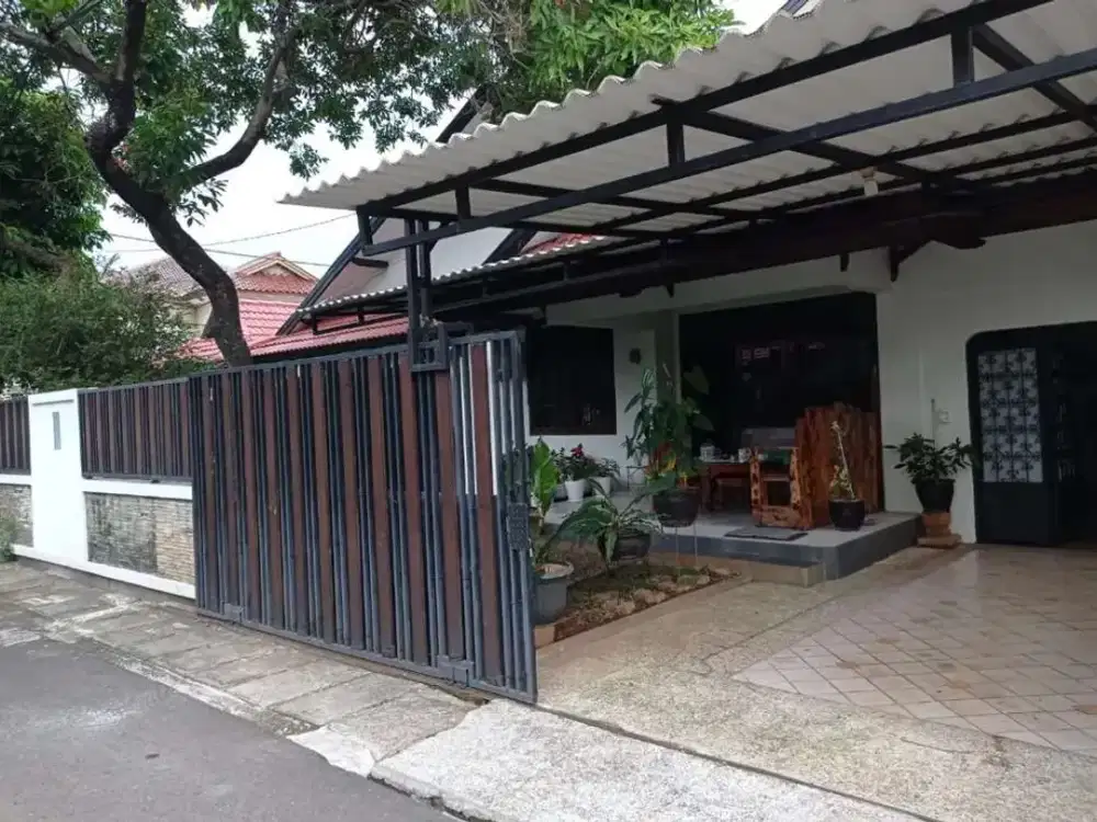 Dijual Rumah 2 Lantai di Jatiwaringin Bekasi
