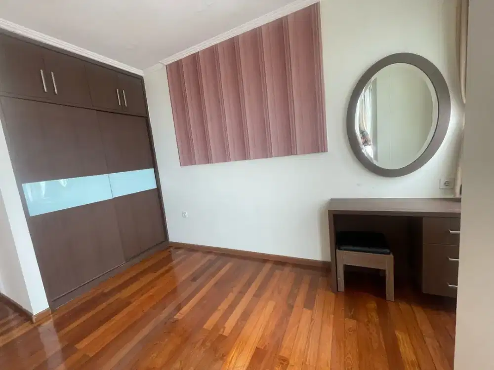 Dijual Apartemen Frenchwalk Moi Kelapa Gading Semi Furnish Murah