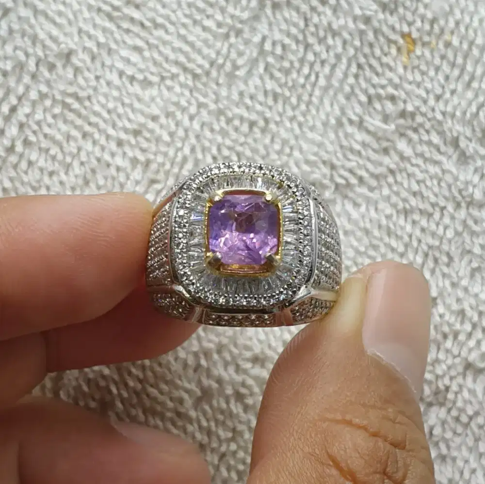 Natural Purple Sapphire Srilanka No Heated 2.16 crt