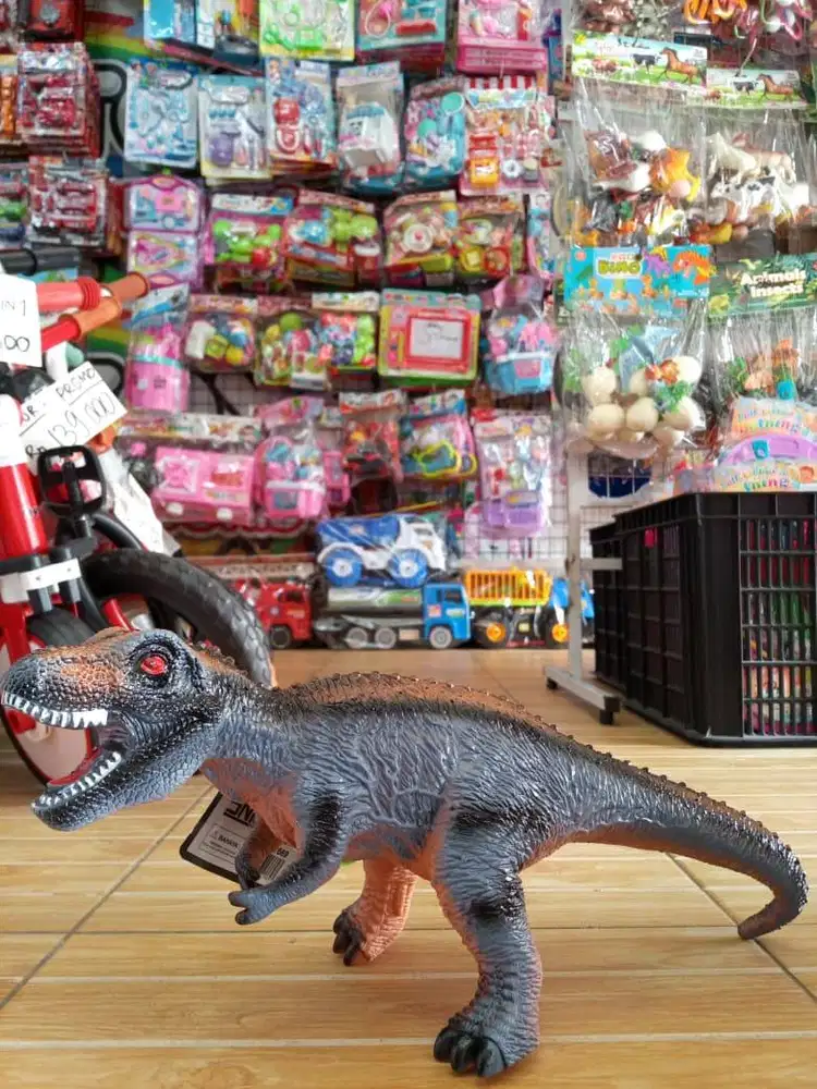 mainan anak dinosauruss karet ada bunyi