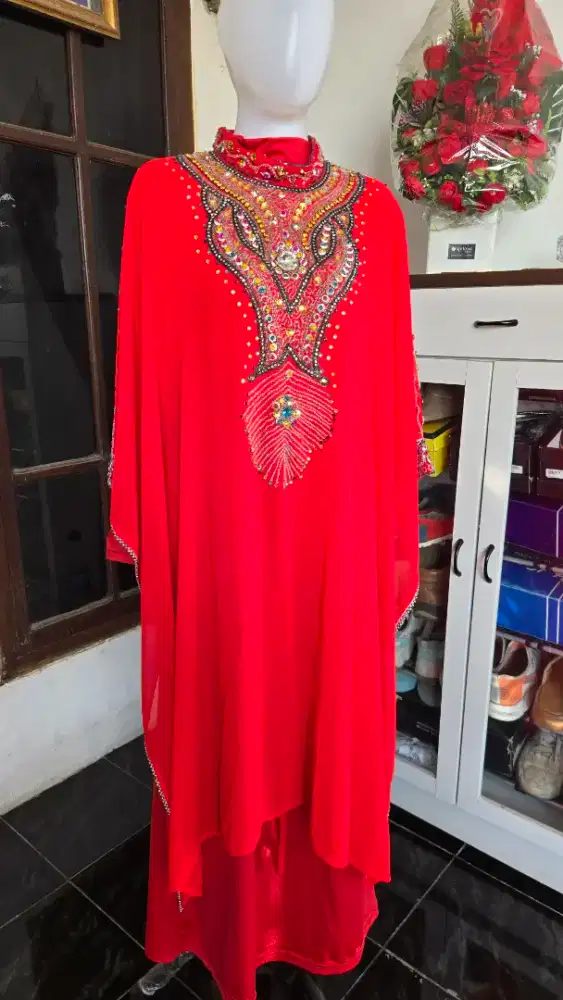 Preloved Kaftan Dubai Mewah Full Crystal Timur Tengah