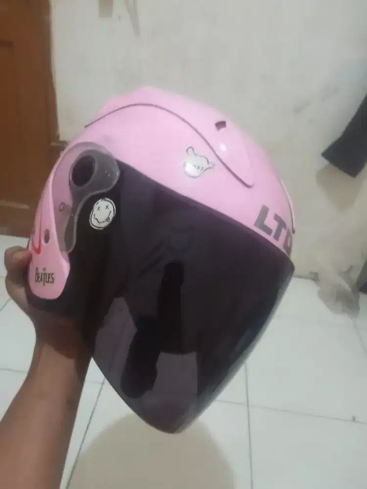 Jual helm Ltd avent color pink