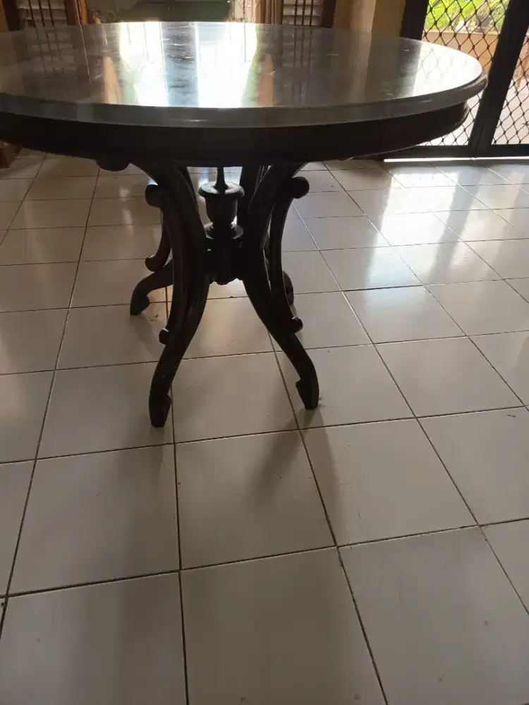 Meja makan marmer asli 100 x 100 cm