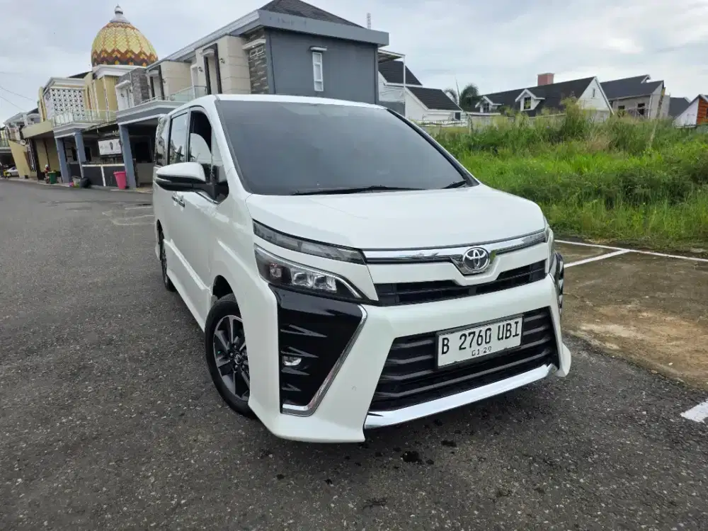 Voxy 2.0 matic 2019 .nik 2018