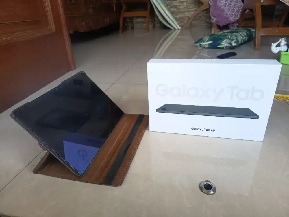 Tablet Samsung Galaxy Tab A8 Ram 4 Gb / Internal 128 Gb bisa Kartu GSM