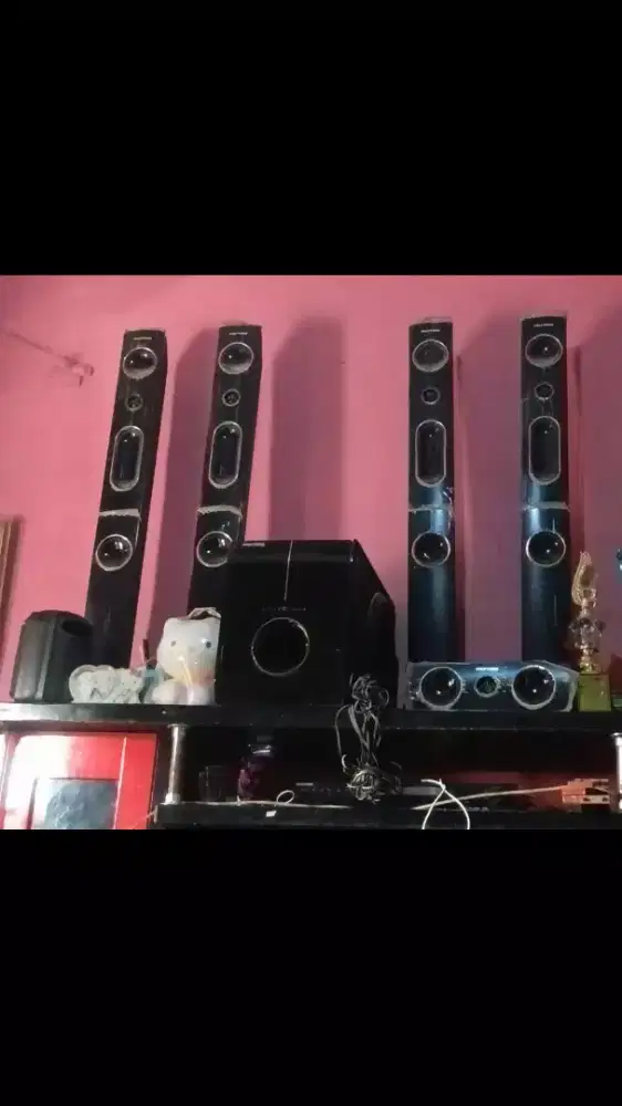 Home Theater Polytron Type 5.1