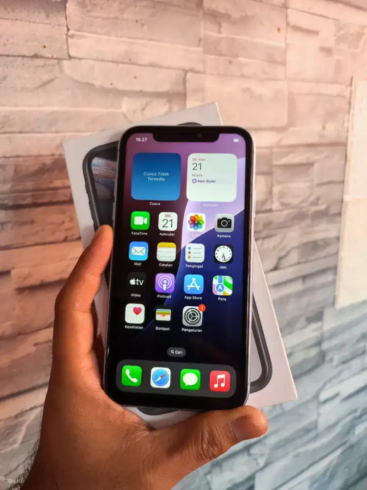 IPHONE XR 64GB TERMURAAAH
