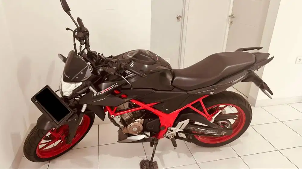 Honda CB 150 R tahun 2016