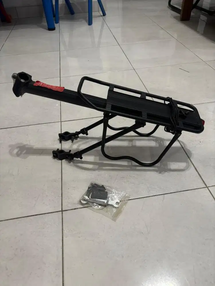 Rak pannier/goncengan sepeda