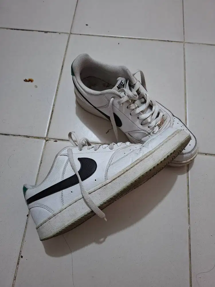 NIKE COURT VISION SZ 44 ORI