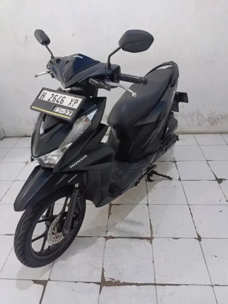 beat delux 2022 hitam dop