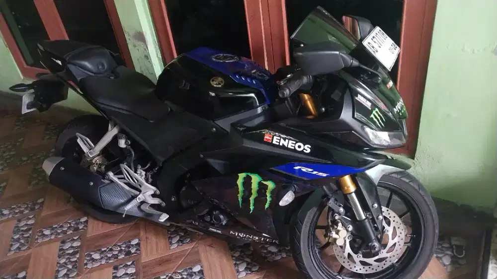 R15 V3 SPECIAL LIVERY MONSTER ENERGY