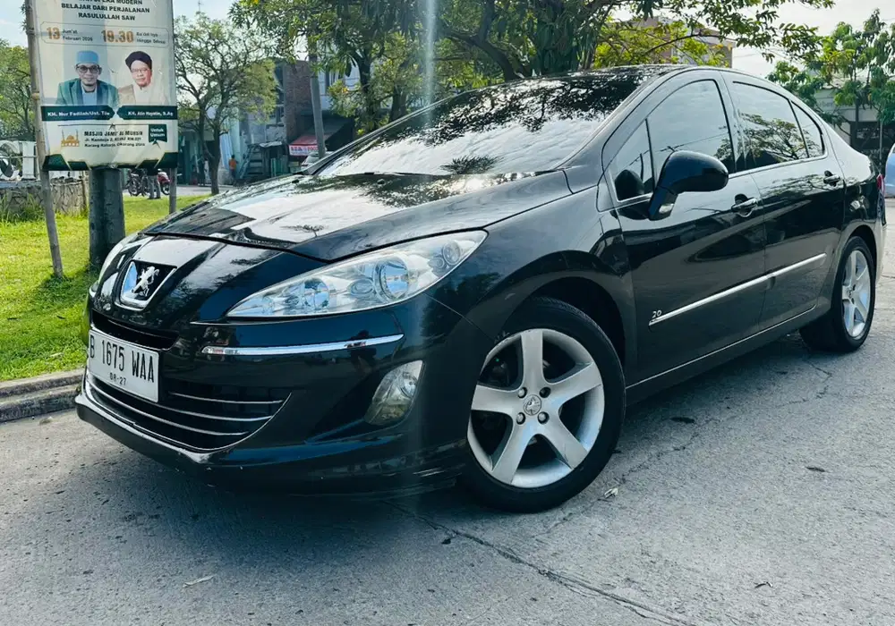 Peugeot 408 pajak hidup