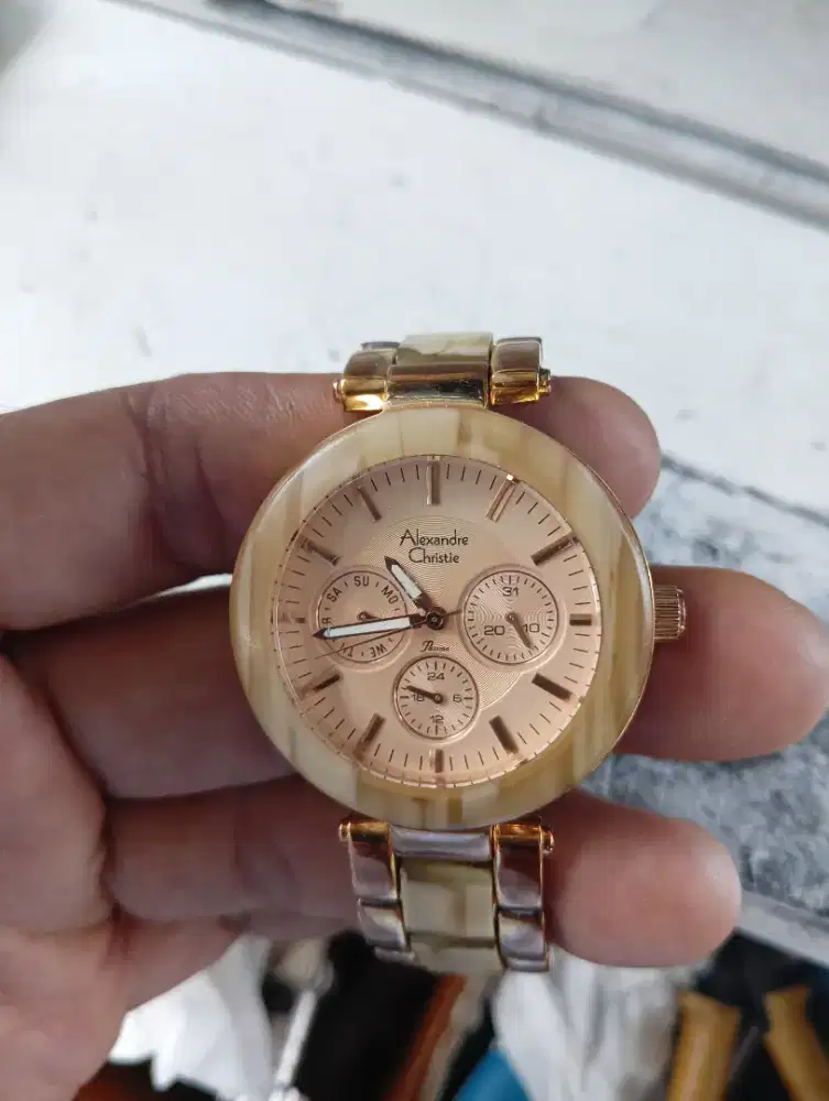 Jam tangan cewek Alexander Christie