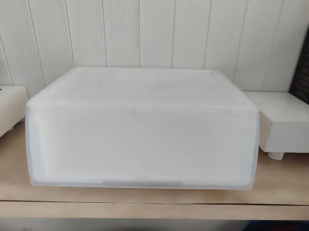 Kotak penyimpanan AZKO Fronte Putih Storage box